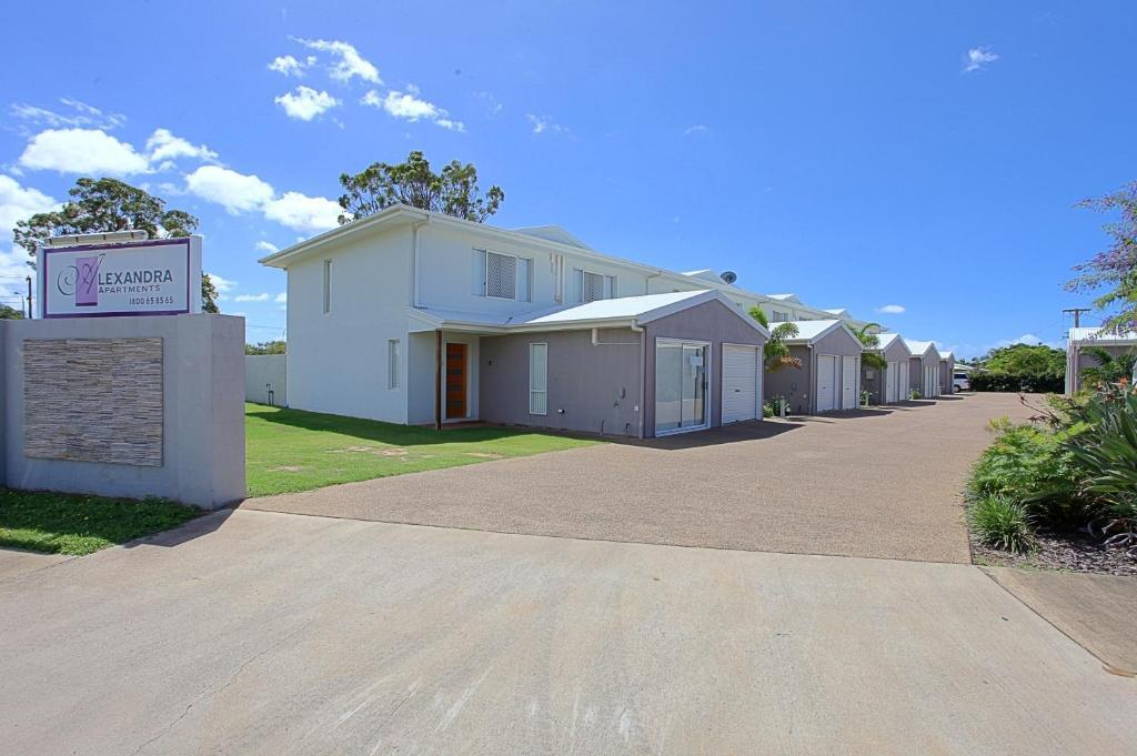 Alexandra Apartments Bundaberg Exterior photo